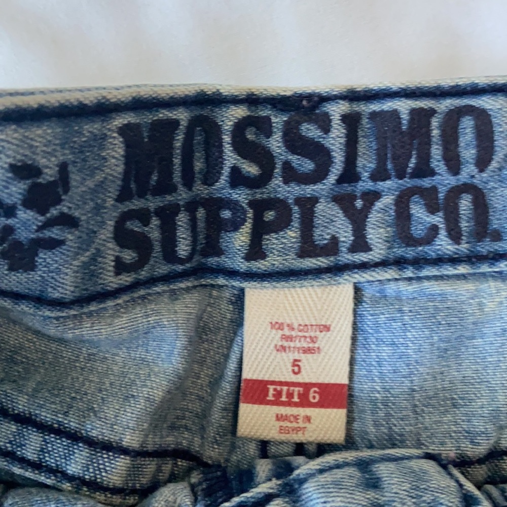 Jean Shorts - Picture 3 of 3